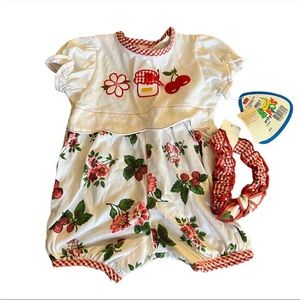 Infant vintage floral romper nwt